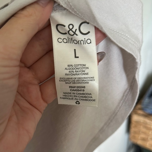 C&C CALIFORNIA | Light Gray Short Sleeve Top - Picture 6 of 10